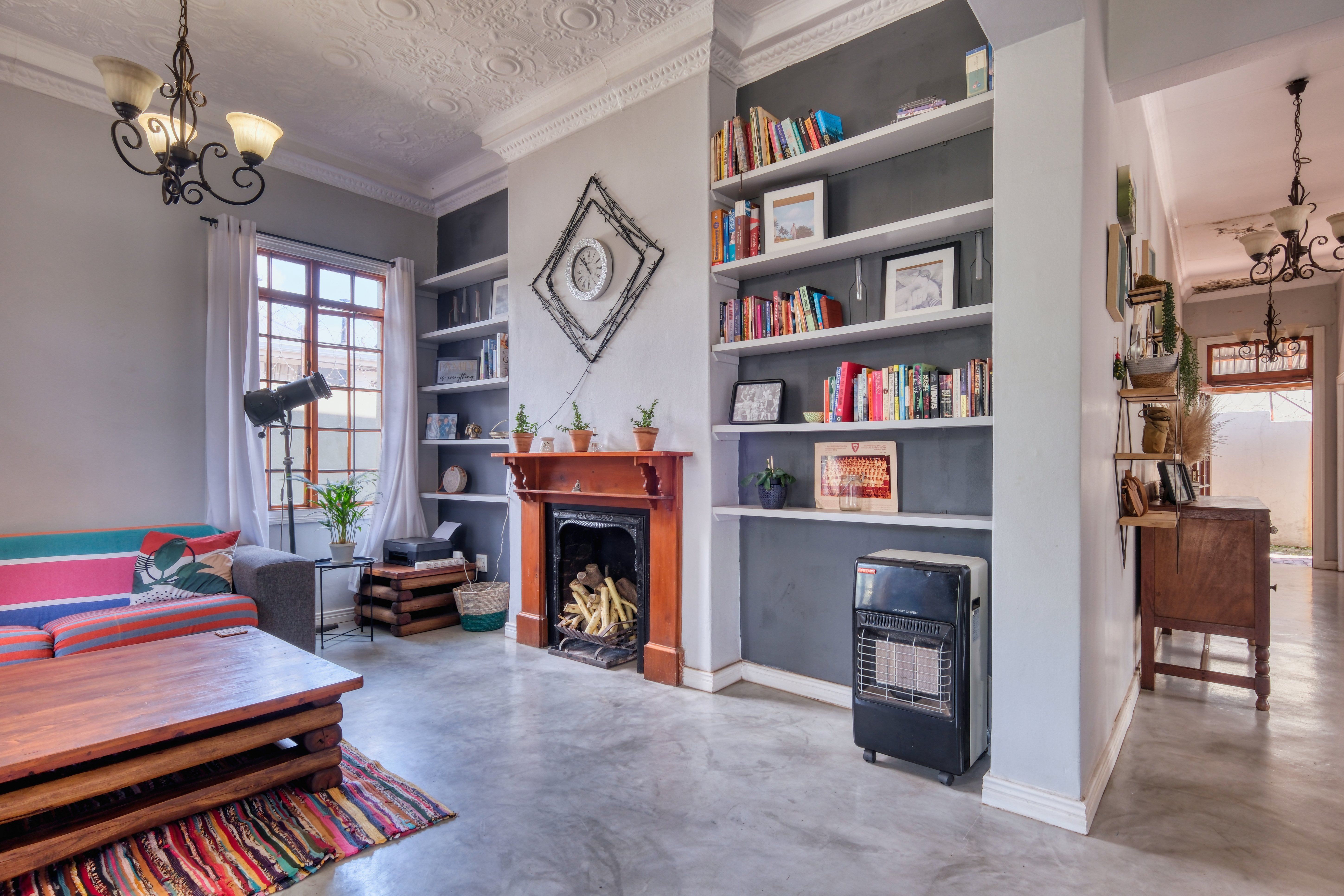 Living room built-in shelves